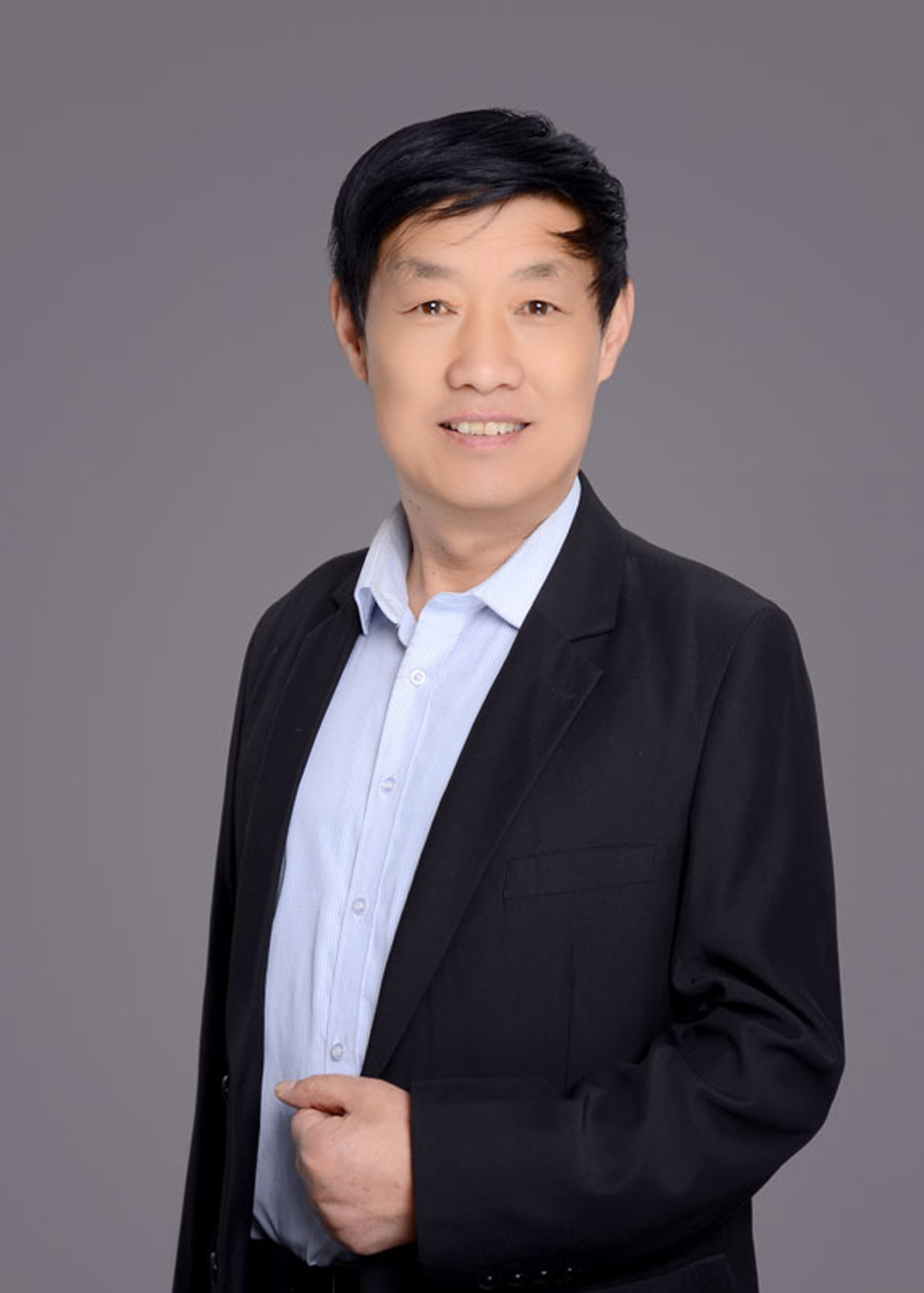 崔鹏